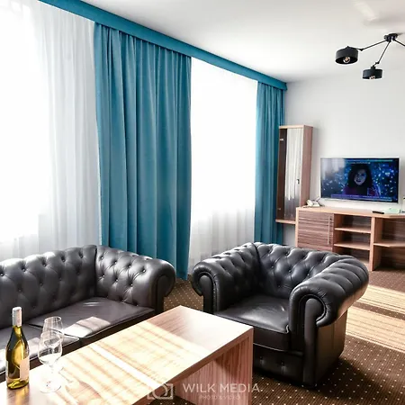 Hotel Milenium Legnica Exterior photo