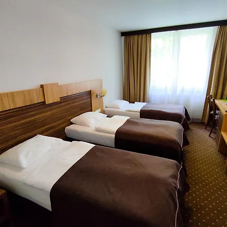 Hotel Milenium Legnica Exterior photo